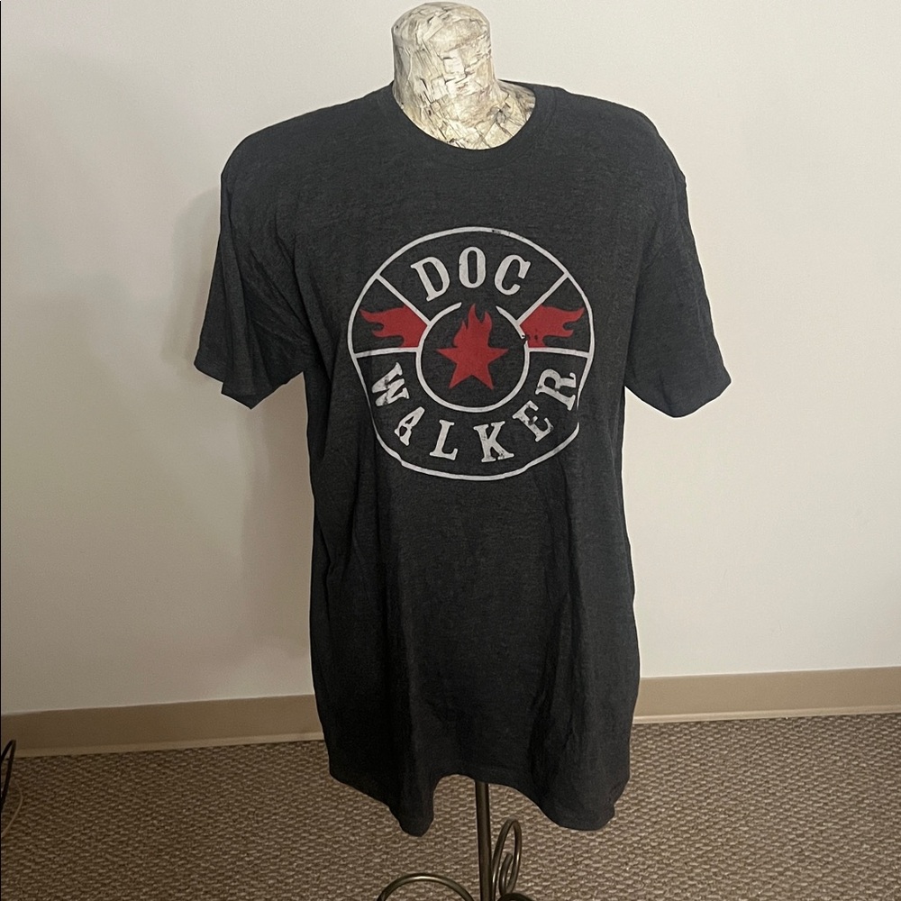 #59 Men’s XL  DOC Walker Charcoal Activewear T-Shirt